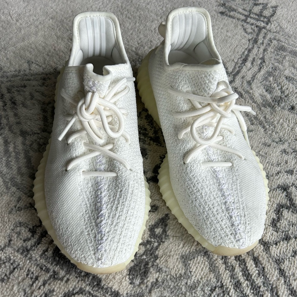 Yeezy Boost 350 V2 Shoes size 7